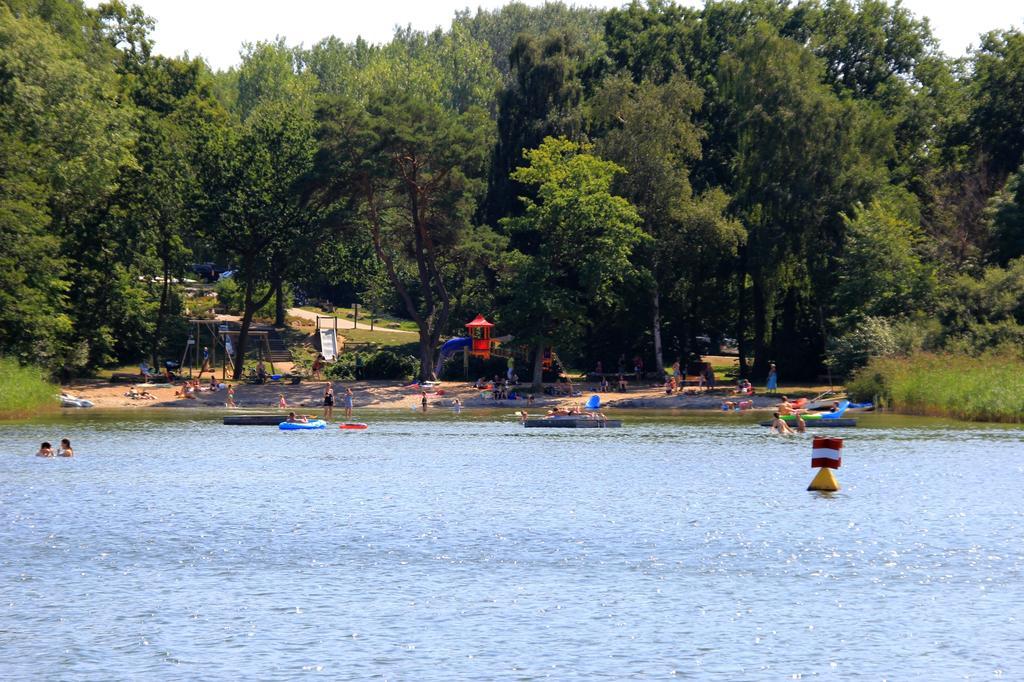 Mueritzparadies - Feriendorf Alte Fahrt Rechlin Kültér fotó
